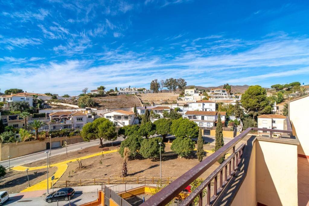 Adosado Con Vistas Al Mar Desde La Piscina Con Bbq Βίλα Μπέλεθ-Μάλαγα Εξωτερικό φωτογραφία